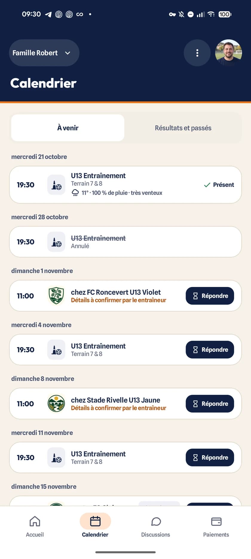 Planning familial avec les prochaines rencontres et les entraînements de chaque enfant