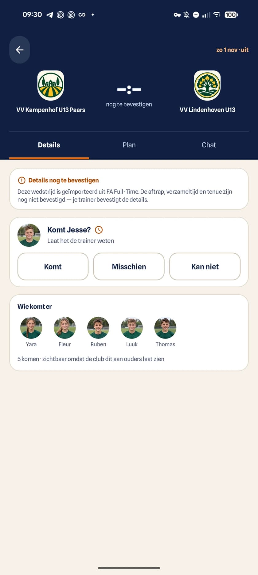 Wedstrijddetails op Android met tenue, veld en satellietlocatie